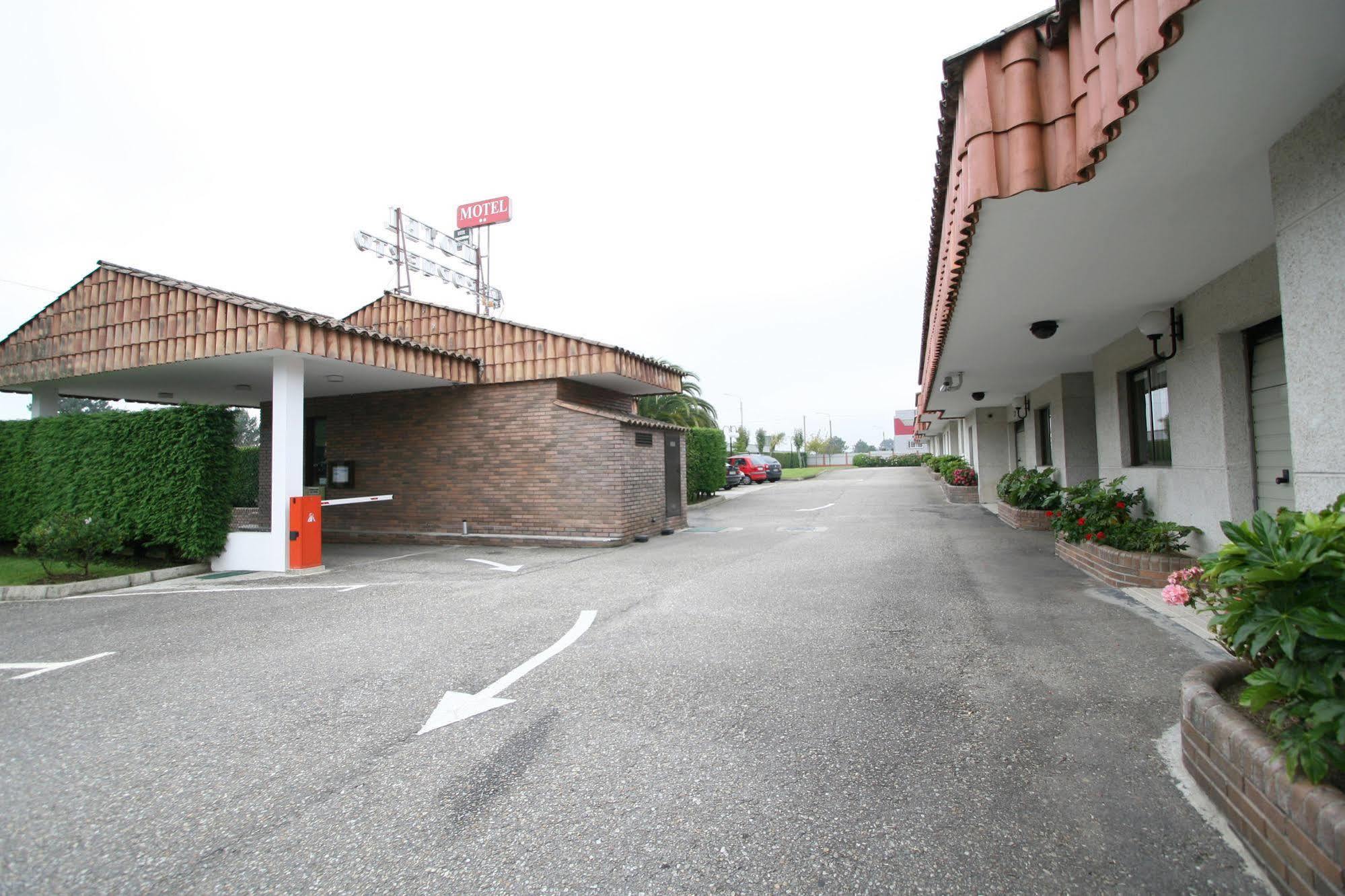 Motel Aeropuerto Vigo Exteriér fotografie