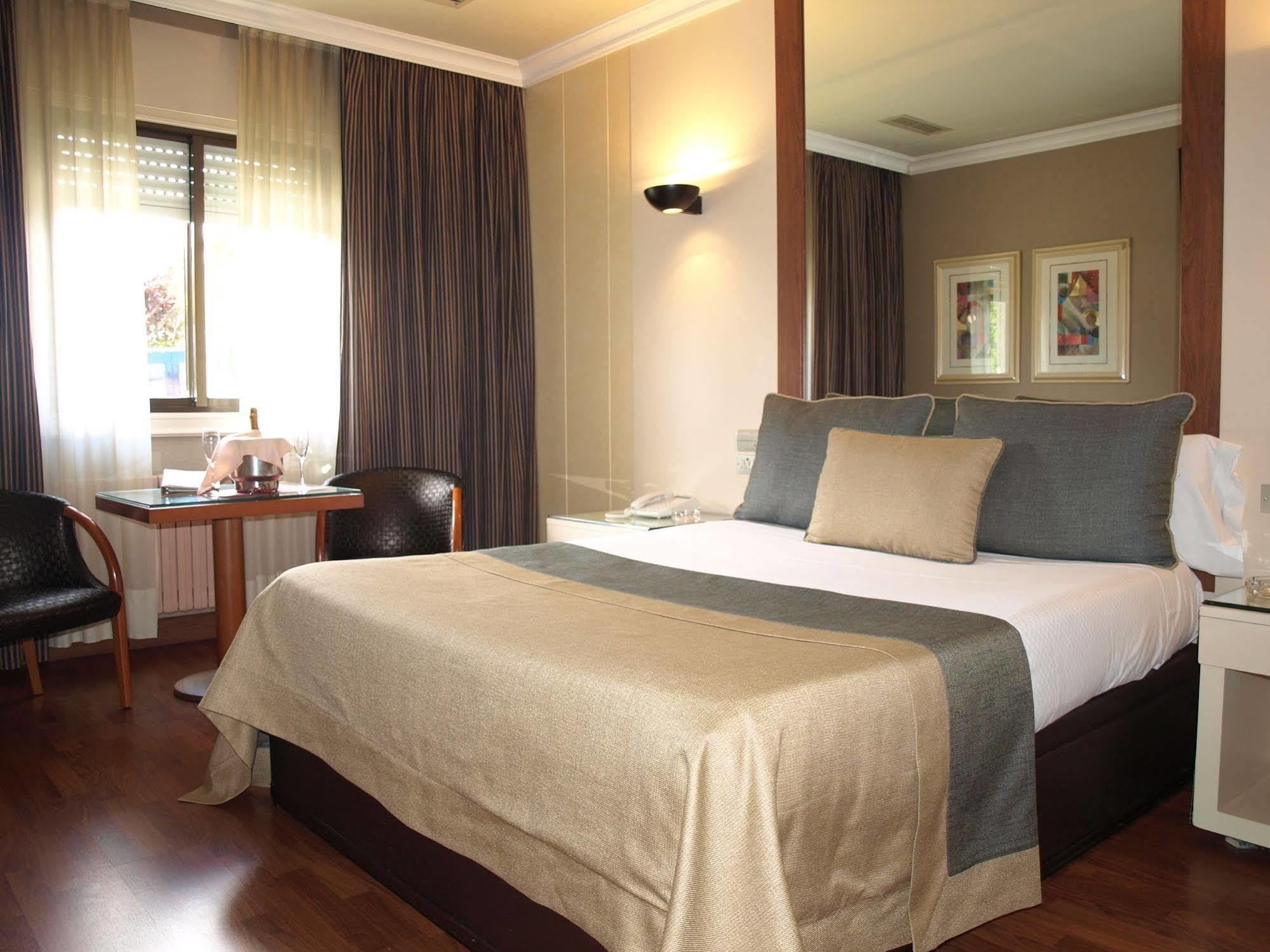 Motel Aeropuerto Vigo Exteriér fotografie